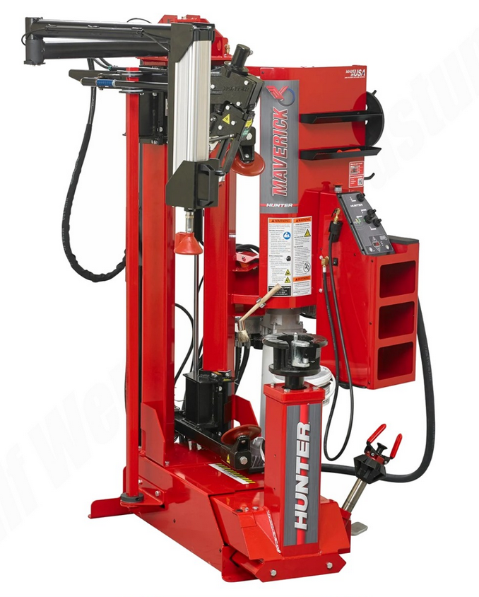 Hunter Maverick