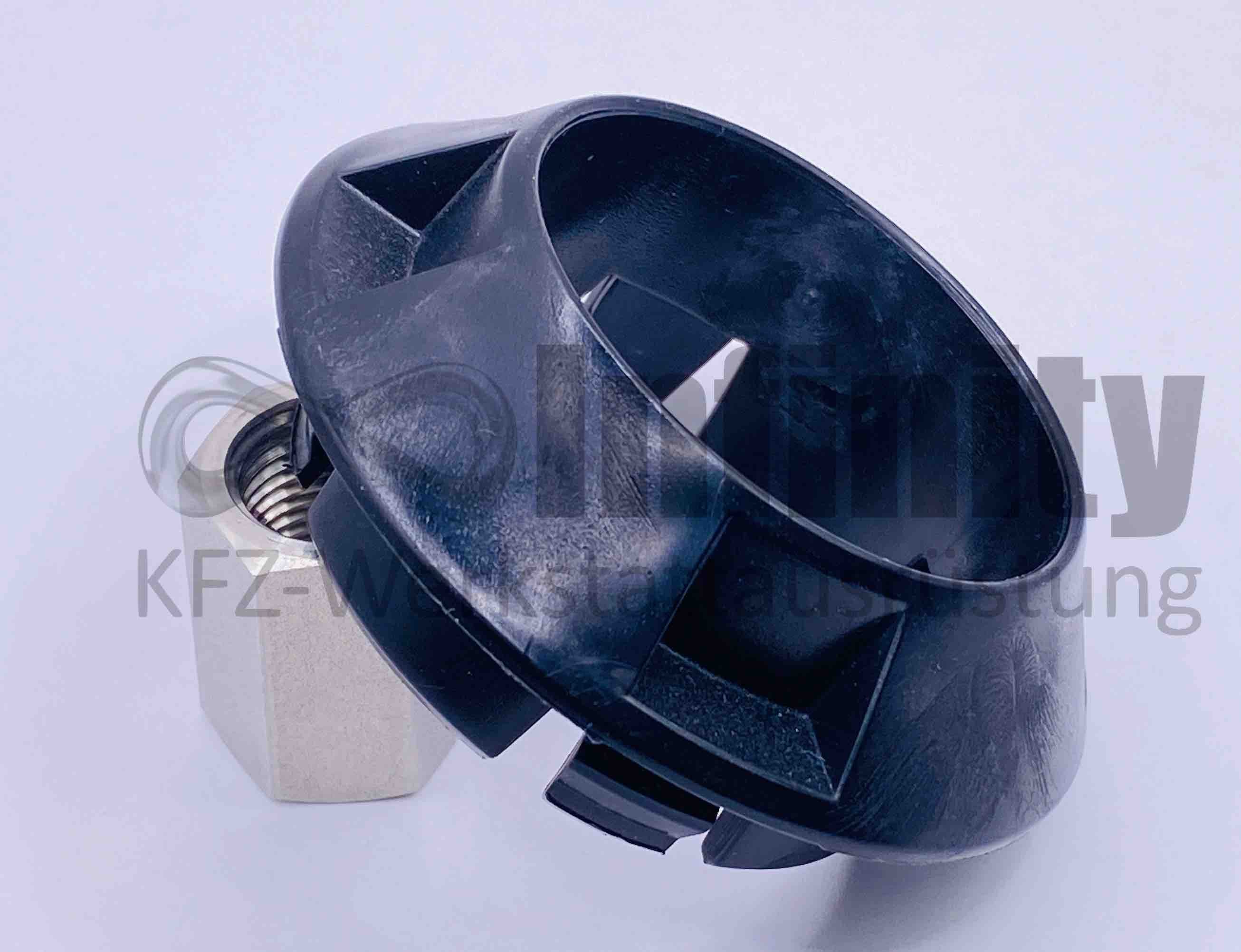 Konus, klein für TCR & Maverick